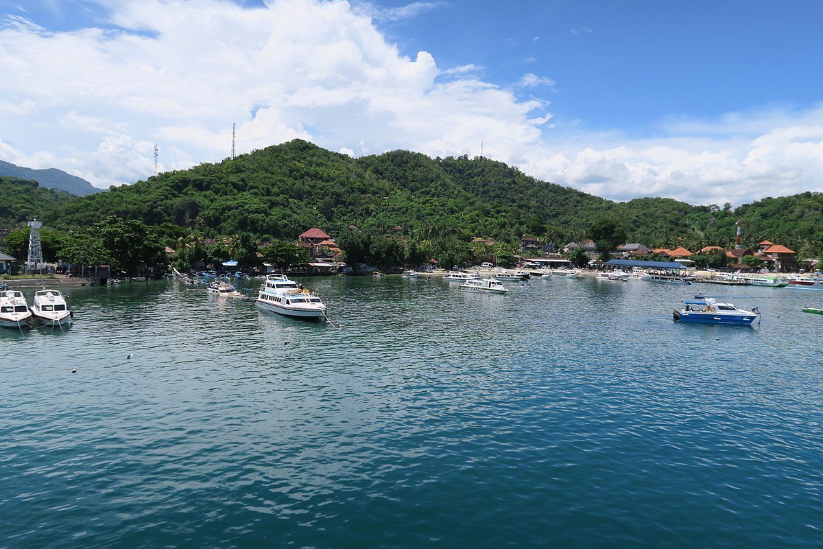 Lombok Harbour