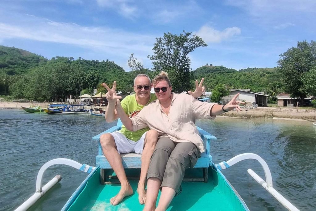 Lombok private driver for family