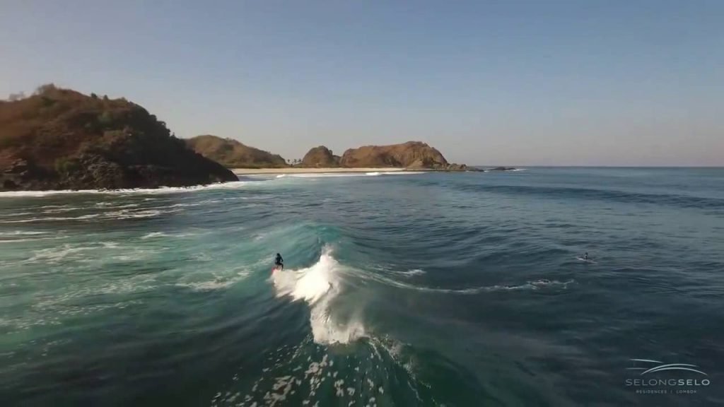 Tanjung Aan Lombok surf