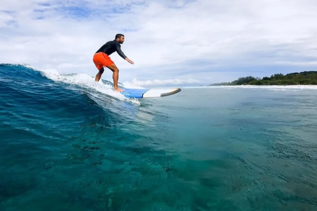 Gili Air surfing