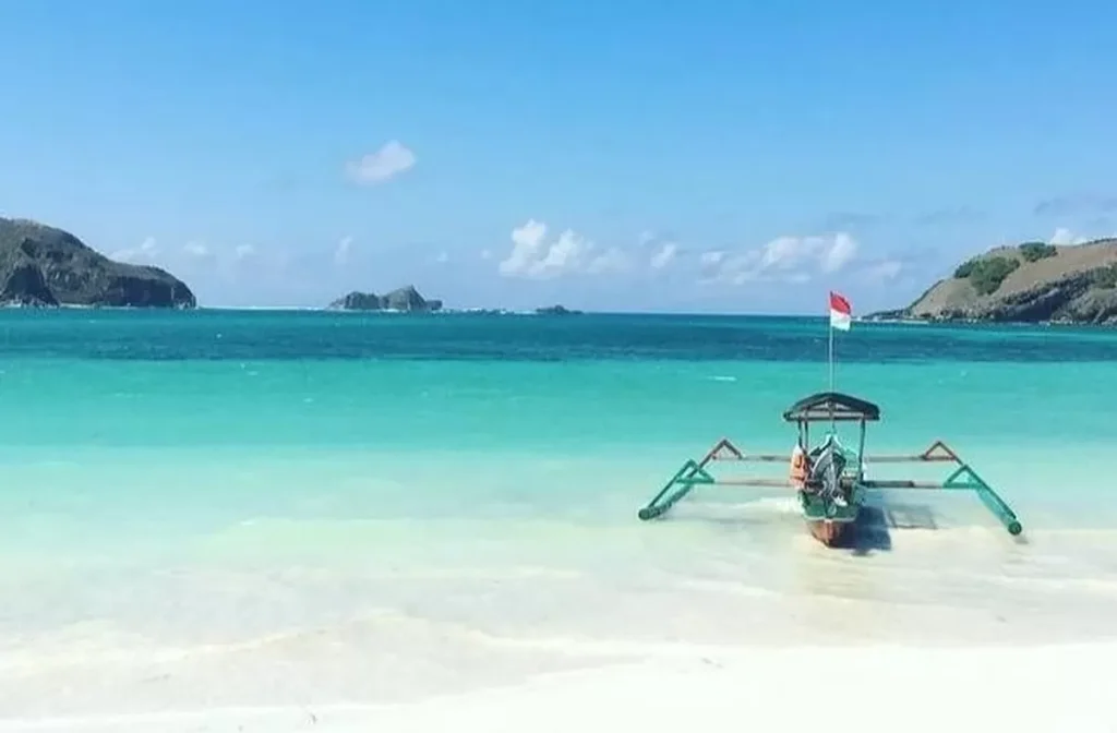 Tanjung Aan Lombok Beach