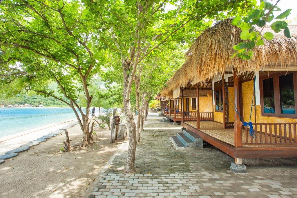 Nirvana Gili Sudak Lombok Resort