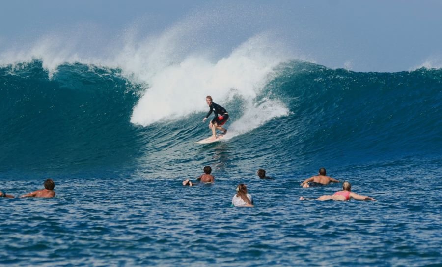 Selong Belanak surf guide