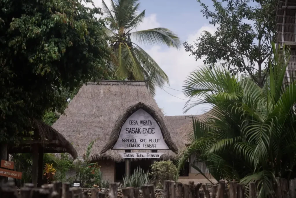sasak tour lombok