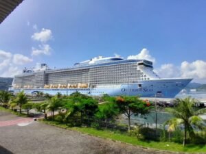 Lombok port
