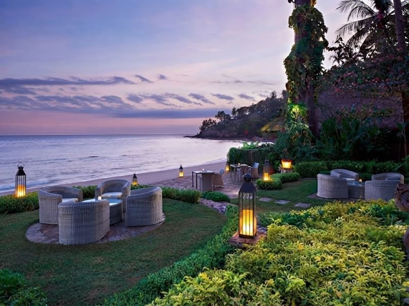 Selong Belanak beach restaurant