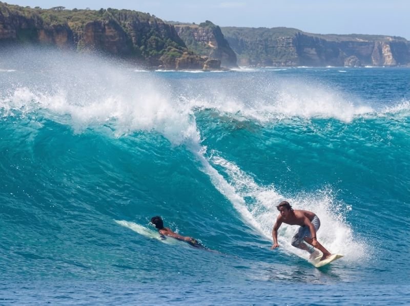 Selong Belanak Beach surf day