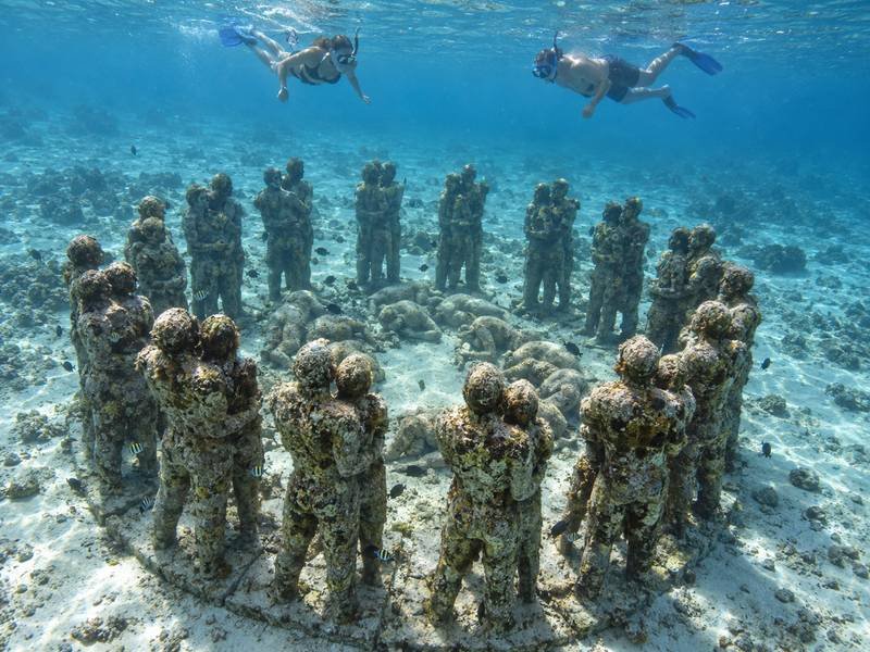 Gili Islands underwater statues